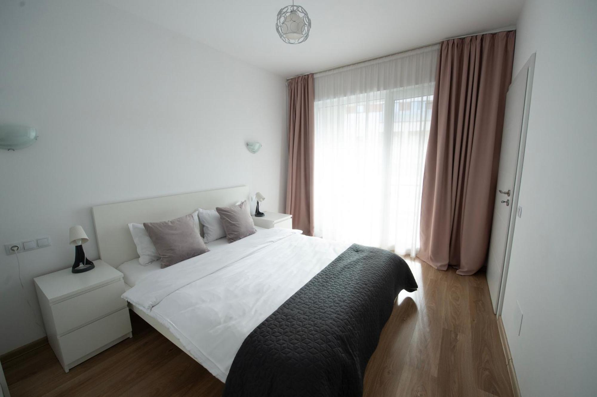 Central Residence Baia Mare Exterior photo